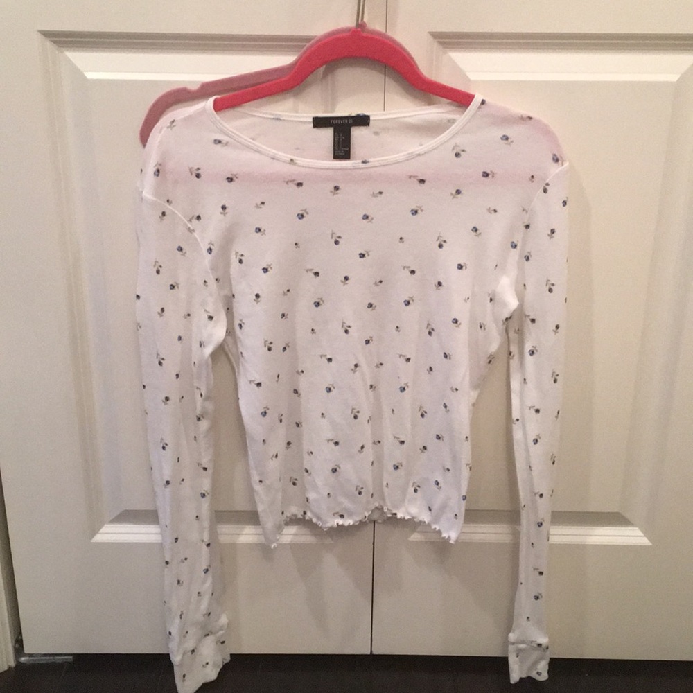 Long sleeve white shirt with small blue flowers